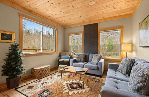 Frank Casa | The Nuthouse on Squirrel Creek Ski, Hike and Fish