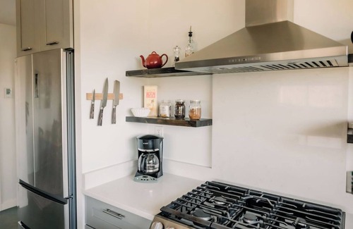 Mariposa Casa | The Oak Meadows Guest House