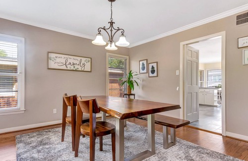 Southgate Casa | The Oasis at West U - Topside Urban Beat w/Pool