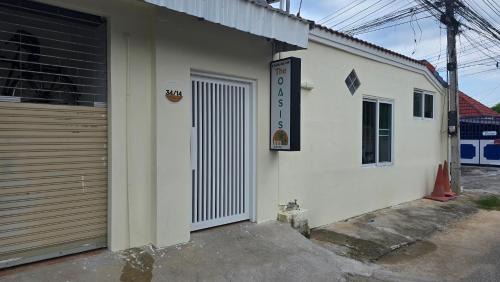 Hua Hin Hotel | The Oasis Inn