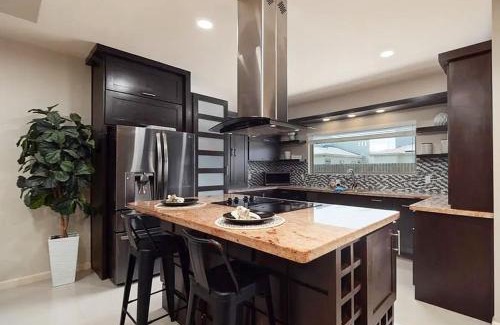 Brownsville Casa | The Oasis- Sleeps 8 (Brownsville, SPI, SpaceX)