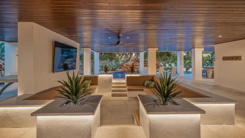 Siesta Key Village Casa | The Oasis