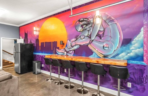 East Bank Casa | 4 mins to Broadway ✶ Nashville Oasis ✶