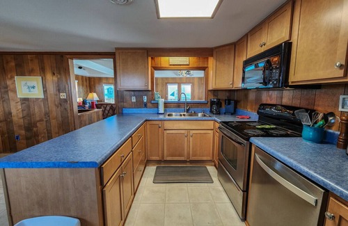 Sea Retreat Casa | Wake up and salt air with this 4 BR Semi-Oceanfront, dog friendly home w/Private Pool!