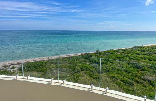 Miramar Apartamento | The Ocean Breeze Retreat