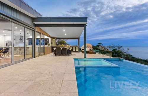 Mount Martha Casa | The Ocean's Edge, Luxury Entertainer with Views