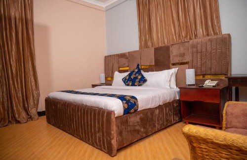 Arusha Cabina | The Okaseni Lodge