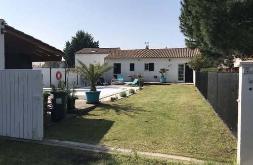 Le Grand-Village-Plage Casa | La Parenthèse Oléron Casa con encanto, piscina privada, Grand-Village-plage