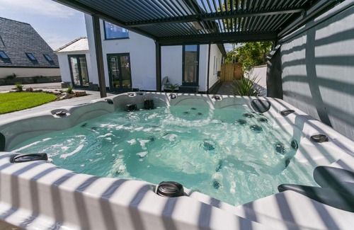 Trearddur Bay Casa | The Old Abbey