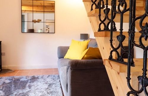 Manod Casa | THE OLD BAKERY, pet friendly, character holiday cottage in Penmachno
