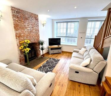 Thornbury Casa | The Old BlackSmiths