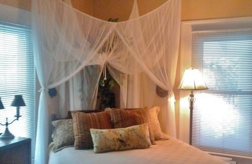 Carrabelle Casa | The Old Carrabelle Hotel