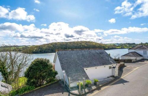 Truro Casa | The Old Chapel