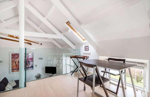 Truro Casa | The Old Chapel