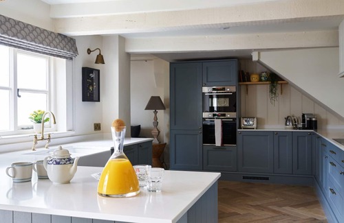 Henley-on-Thames Casa | The Old Coach House - From 500 Per Night
