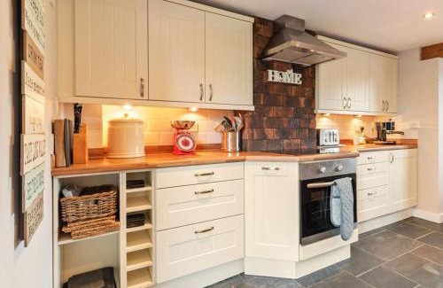 St Ishmaels Casa | The Old Cowshed