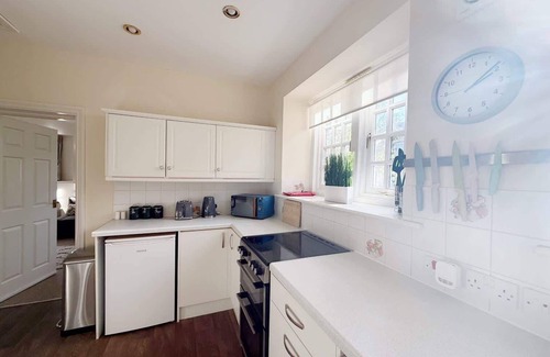 Langford Cabaña | The Old Dairy at Combe Lodge - Hopewell