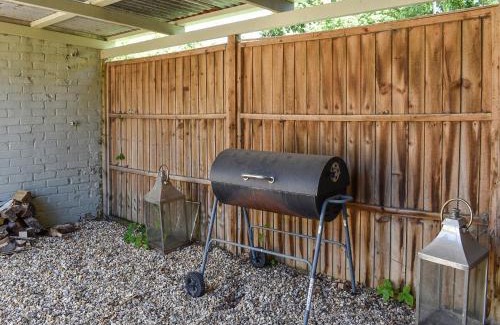 Plumpton Green Casa | The Old Dairy At Wooton - Ukc4355