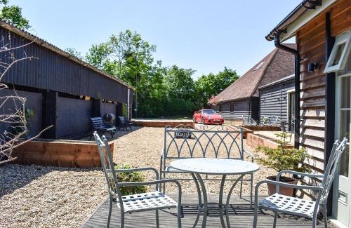 Plumpton Green Casa | The Old Dairy At Wooton - Ukc4355