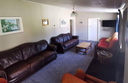 Le Bons Bay Casa | The old Hall