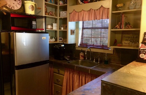 Azle Cama Y Desayuno | The Old Liberty Schoolhouse B&B