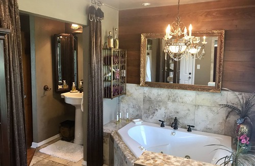 Azle Cama Y Desayuno | The Old Liberty Schoolhouse B&B