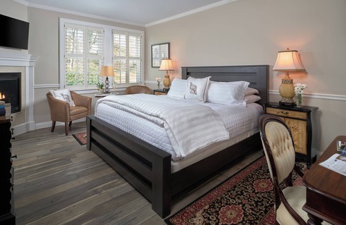 Brewster Cama Y Desayuno | The Old Manse Inn
