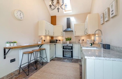 Stockton-on-Tees Casa | The Old Moat Barn - With Private Hot Tub
