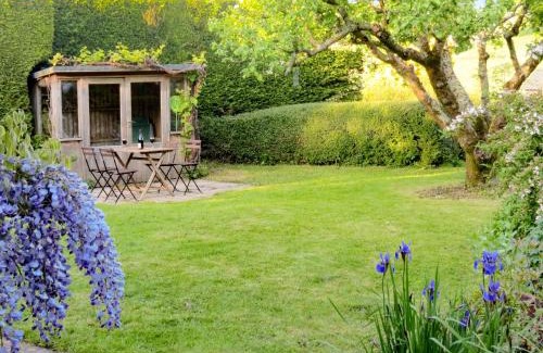 Dorchester Casa | The Old Post Office