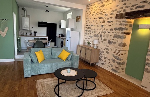 Avallon Apartamento | The old presbytery