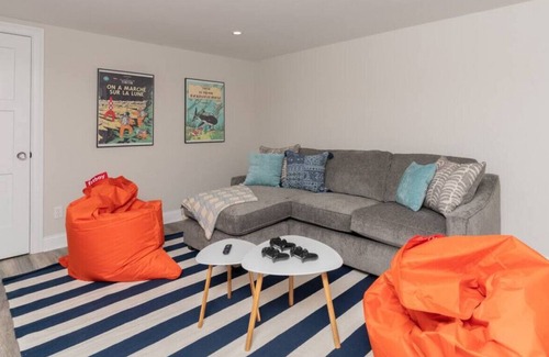 Westbrook Center Cabaña | The Old Salt Cottage · Cozy Gateway Near Beach