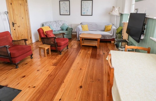 Carrigallen Cabaña | La casa de la vieja escuela, CARRIGALLEN, CONDADO DE LEITRIM