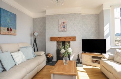Bodorgan Casa | The Old School House
