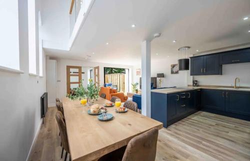 New Forest District Chalet De Esquí | The Old School Sleeps 14