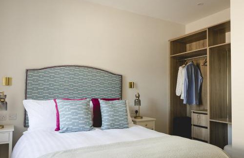 Donegal Apartamento | The Old Schoolhouse River View
