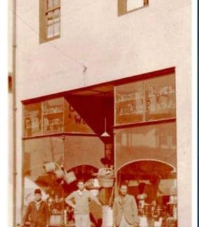 Trawal Apartamento | The Old Shop loft apt in the heart of Kalk Bay