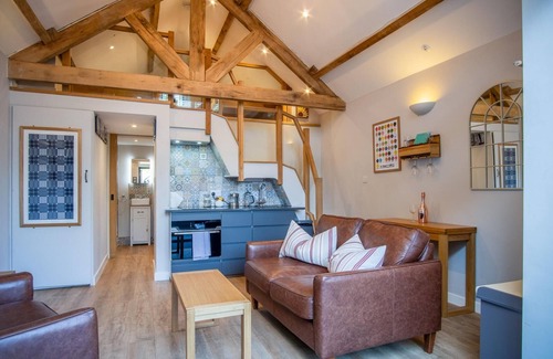 Reynoldston Cabaña | The Old Smithy - 2 Bedroom Cottage - Reynoldston