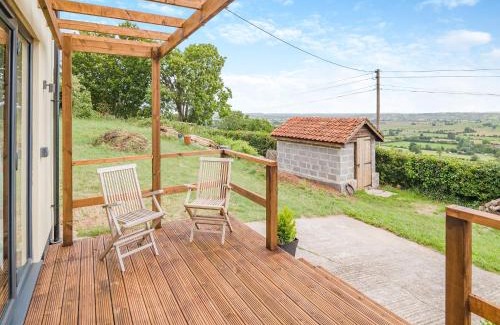 Cheddar Casa | The Old Stable At Henley View
