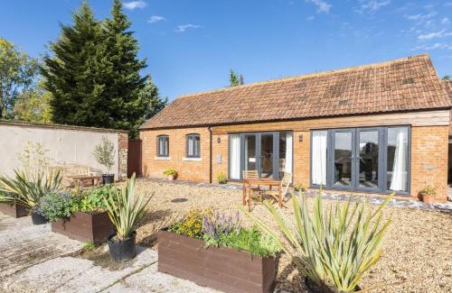 Whaddon Casa | The Old Stables at Bradley's Farm