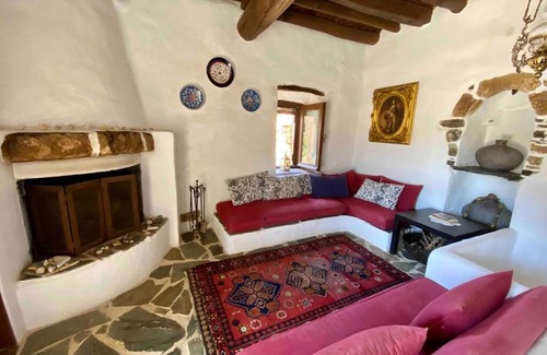 Grambia Casa | The Old Stone Cottage