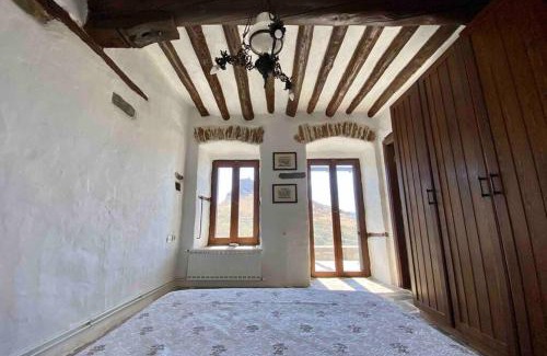Grambia Casa | The Old Stone Cottage