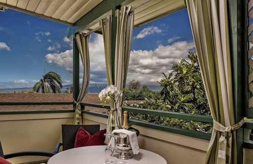 Wailuku Cama Y Desayuno | The Old Wailuku Inn at Ulupono