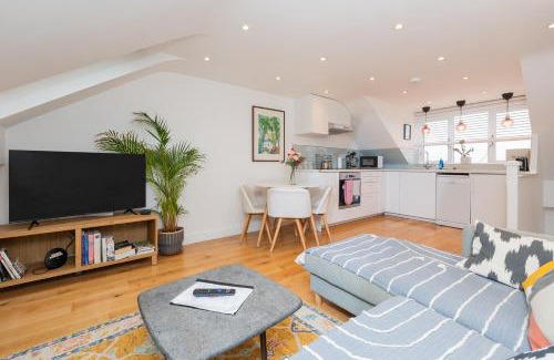 Bristol Apartamento | The Old Wire Factory - 2 bed, Close to city centre, Fast wifi, comfortable home from home