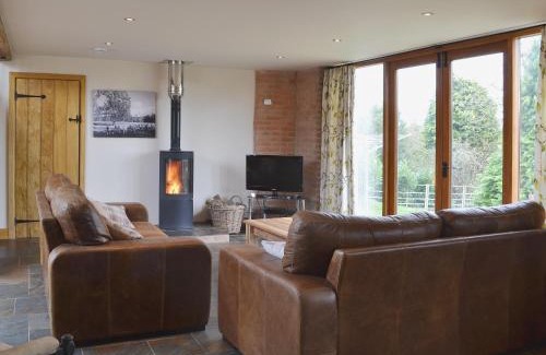 Whitchurch Casa | The Old Workshop