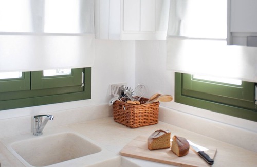 Naousa Casa | Olive Naoussa House
