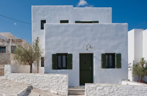 Naousa Casa | Olive Naoussa House