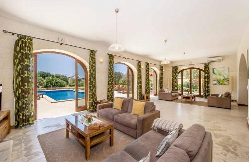San Lawrenz Casa | The Olives Holiday Home