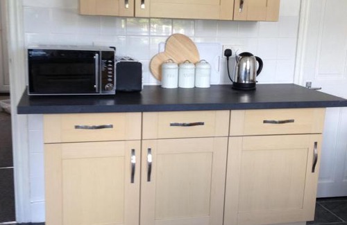 Millhouse Green Casa | The One in the Middle