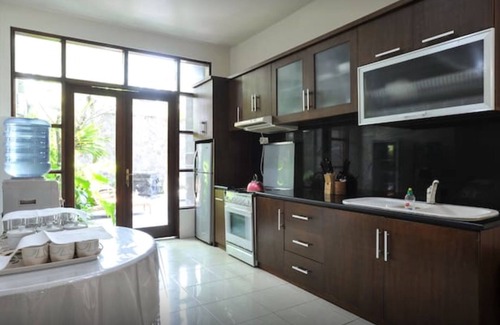 Kartika Plaza Villa | La única villa de 9 dormitorios en Kuta Bali