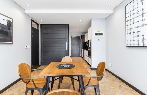 Victoria and Alfred Waterfront Apartamento | The Onyx 719 - Estudio Piso, Capacidad 2
